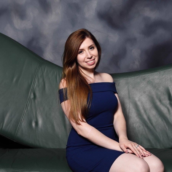 Meet your Posher, Bailey - Picture 1 of 1